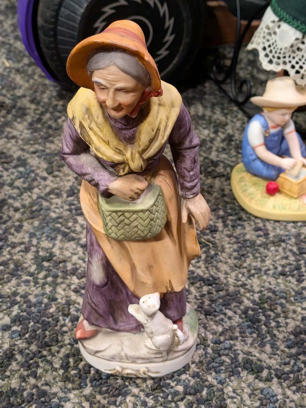 Vintage Ceramic Old Woman with Basket and Cat Figurine 3070